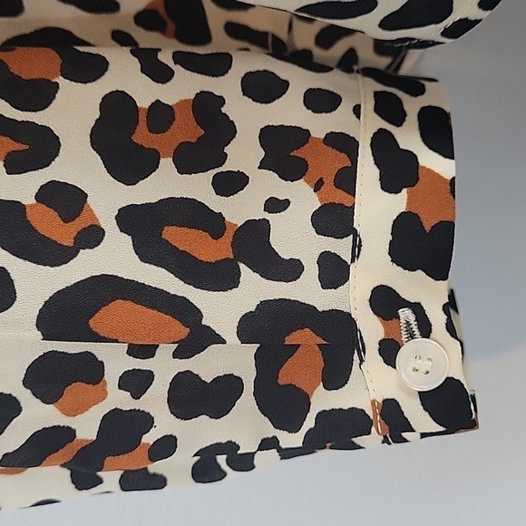 Talbots leopard blouse - Picture 3 of 7